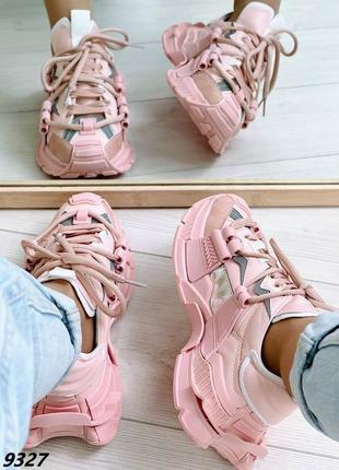Розовые женские кроссовки на высокой подошве утолщенной6 фото