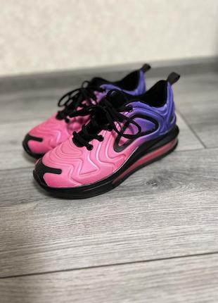Яскраві фіолетово-рожеві кросівки аїр макс3 фото