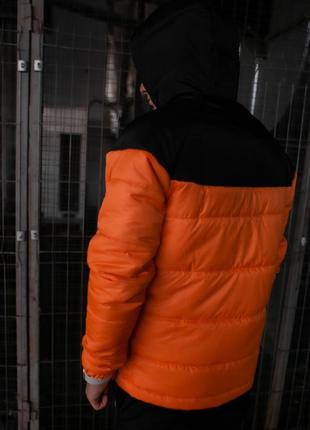Куртка tnf черно- оранжевая3 фото