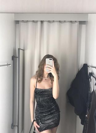 Черное бархатное мини платье платья h&m