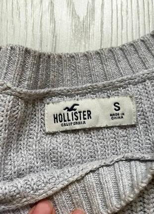 Сірий в'язаний джемпер з обємними рукавами hollister6 фото