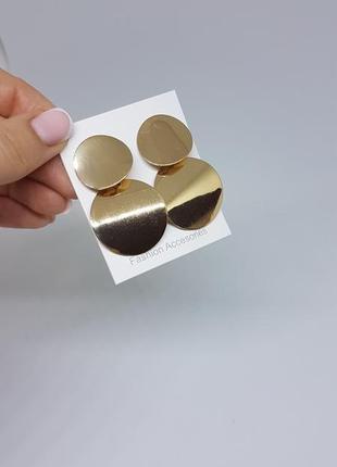Женские серьги пластины oxa сережки гвоздики бижутерия цвет золото4 фото