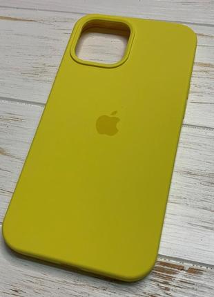 Силиконовый чехол silicone case для iphone 12 pro max с закрытым низом желтый canary yellow 55 (бампер)