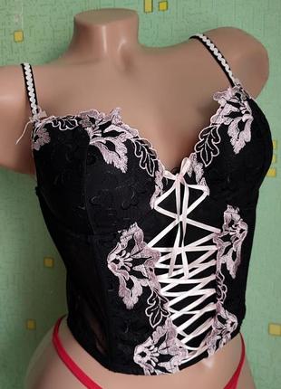 Корсет. жіночий корсет. lingerie. пеньюар. пенюар.