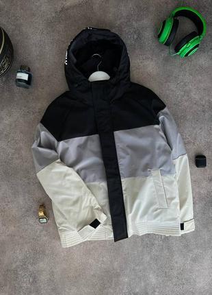 Стильна тепла куртка