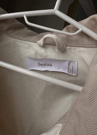 Джинсовая куртка bershka2 фото