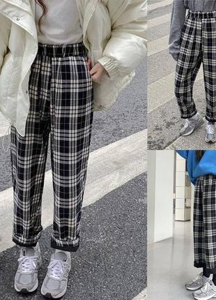 Стильні жіночі брюки в чорно -білу клітинку, модні трикотажні штани3 фото