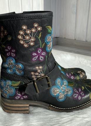 Сапожки сапоги с вышивкой цветочная brako натуральная кожа ботинки кожаные цветы этано украинский стрий7 фото