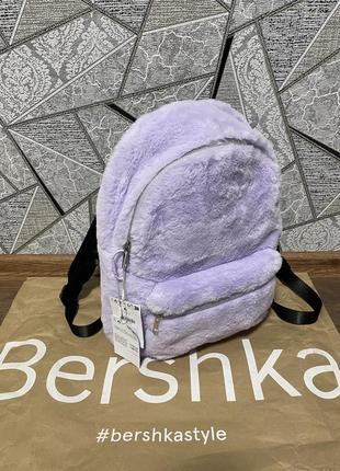 Меховой рюкзак из искусственного меха bershka4 фото