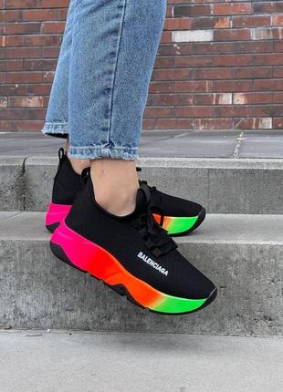 Жіночі кросівки чорні з кольоровим у стилі balenciaga speed trainer low multicolor