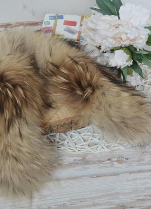 Натуральный мех на липучке на капюшон от бренда saga furs3 фото