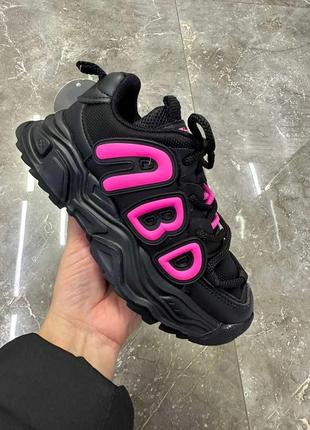 Неймовірно стильні кросівки для дівчаток від фірми kimbo.