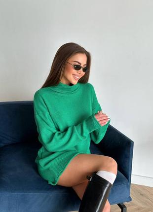 Вязаный свитер оверсайз свободного кроя с высоким воротником под горло туника удлиненный стильный трендовый базовый черный зеленый8 фото