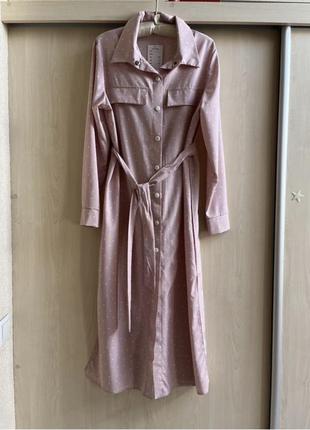 Сукня міді сукня сорочка на ґудзиках горошок горох розрізи софт плаття пудрове