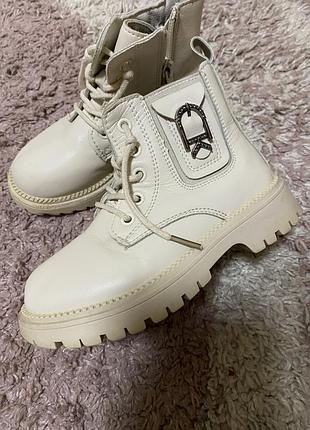 Ботінки осінь весна взуття дитяче