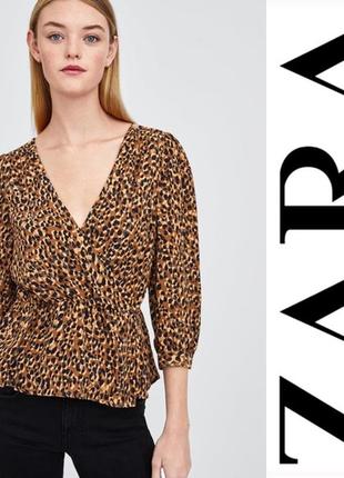 Блуза,топ у анималистичный принт на запах,широкими рукавами і рюшами внизу zara trf