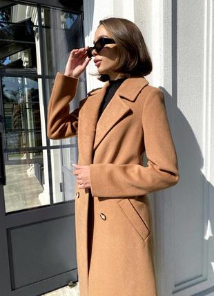 Демісезонне жіноче утеплене класичне пальто в кольорі кемел9 фото
