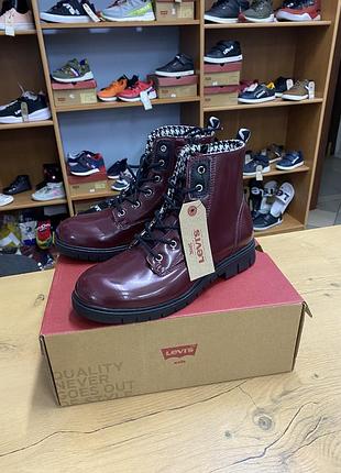 Черевики levi’s