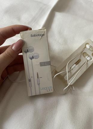 Вакуумні навушники-гарнітура sabotage (white)3 фото