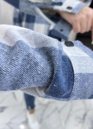 Тепла жіноча сорочка в клітинку
вільний стиль оверсайз

зіграє в прохолодні дні, ідеальний варіант під джинси, брюки, джогери.5 фото