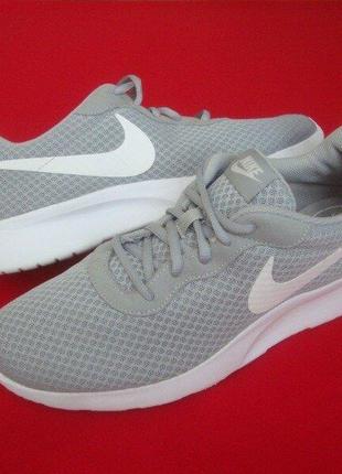 Кроссовки nike tanjun оригинал 45 размер 29.5 см