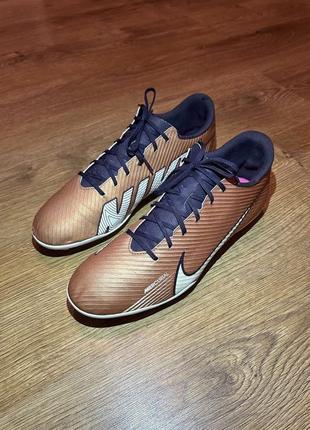 Футбольные бутсы nike mercurial vapor 15 club mg m