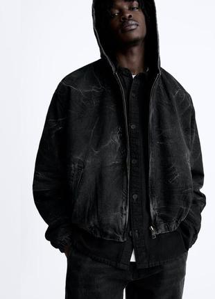 Укороченная джинсовая комбинированная черная куртка zara new4 фото