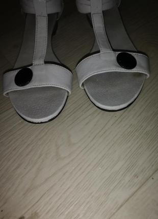 Кожаные сандали босоножки на низком ходу р. 37 италия10 фото
