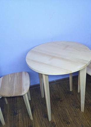 Комплект дерев'яних меблів стіл круглий 70 см два стільці1 фото