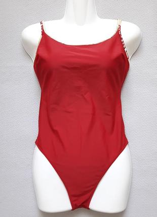 Класний злитий купальник з топиком всередині beldona