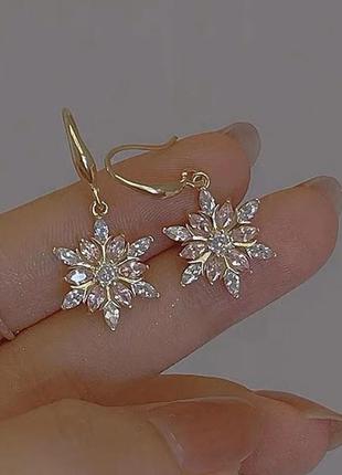 Сережки liresmina jewelry модні золотисті сережки з камінням розкішні білі сніжинки1 фото