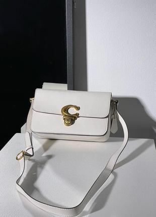 Женская сумка coach studio shoulder bag chalk premium9 фото