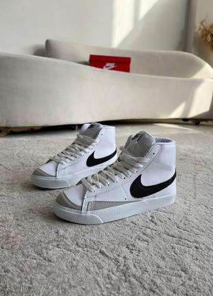 Женские кроссовки nike blazer mid3 фото