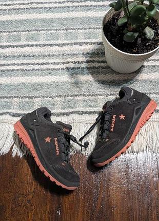 Lowa gore-tex оригинальные детские кроссовки демисезонные
