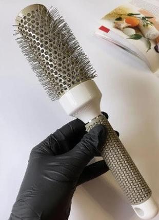 Термобраш керамический с прорезиненный ручкой для укладки волос (диаметр 45)1 фото