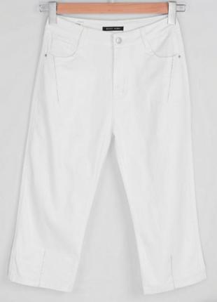 Стильные белые джинсовые шорты бриджи капри2 фото