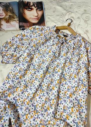 Блуза большой размер, в нежный цветочный принт4 фото