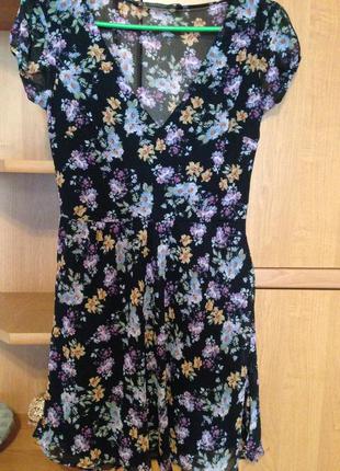 Платье zara с цветочным принтом3 фото