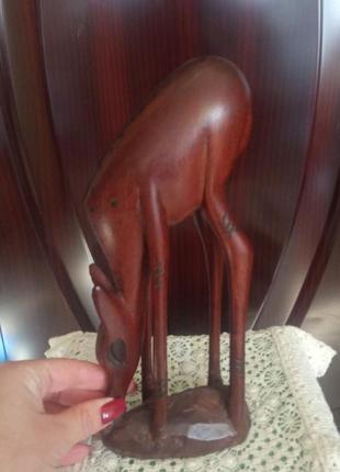 Продам статуэтку из натурального африканского дерева