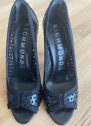 Туфлі richmond