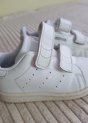 Кроссовки adidas 2