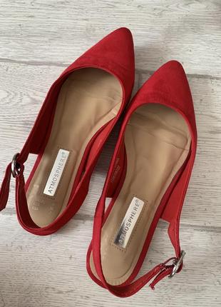 Красные сандали, босоножки, балетки, туфли с открытой пяткой8 фото