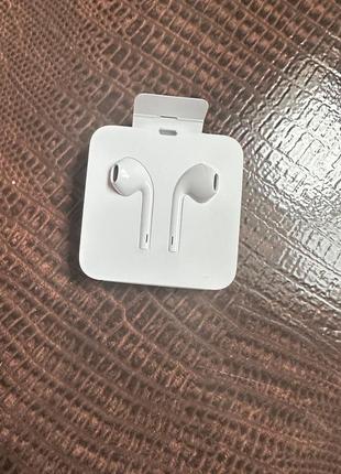 Наушники apple earpods