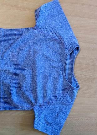 Топ спортивний