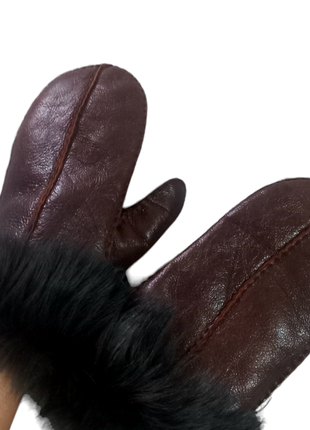 Коричневі рукавички зі шкіри з хутором3 фото