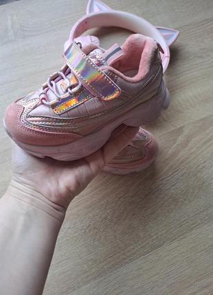 Утепленные кроссовки демисезонные