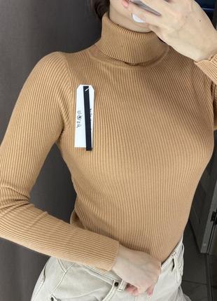 Гольф в рубчик водолазка мʼяка