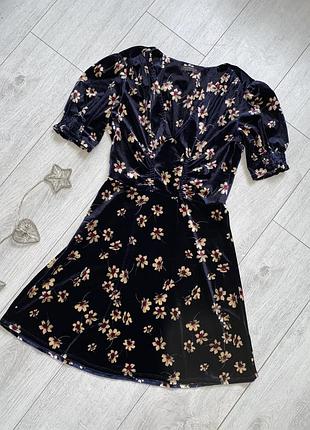 Очень красивое платье topshop xxs