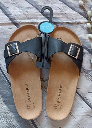 Удобные шлепанцы с пряжками primark2 фото