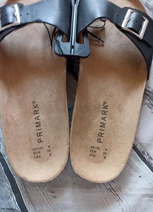 Удобные шлепанцы с пряжками primark8 фото